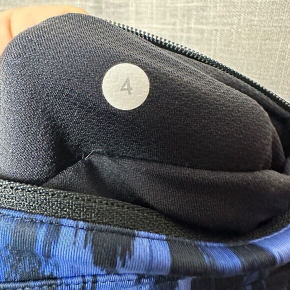 2/$30 Lululemon All Meshed Up 7/8 Leggings Size 4 Painted Animal Sprinkler Yoga - Picture 11 of 15